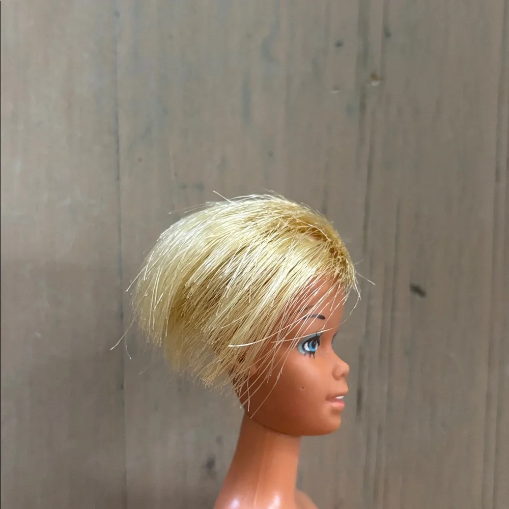 Malibu Twist ‘n Turn Barbie